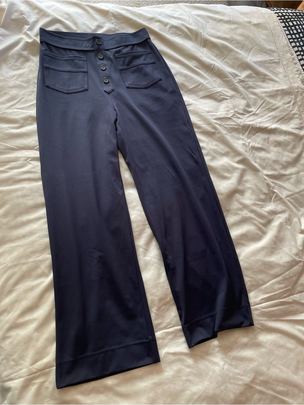 HALARA High-Rise Navy Bleu Wide-Leg Pants with Button Front M petit
